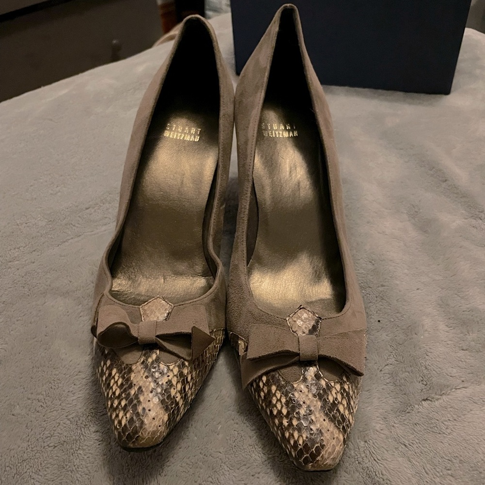 Alligator Print Suede Kitten Heel